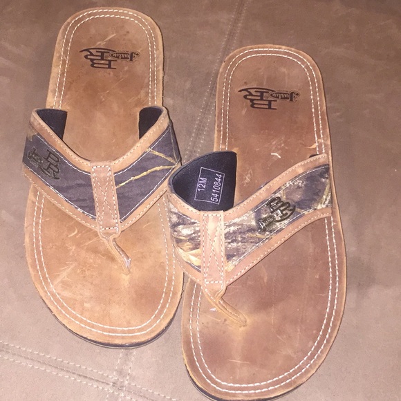 justin bent rail sandals